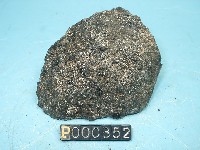 玻璃質玄武岩藏品圖，第2張