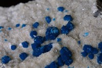 水矽釩鈣石 藏品圖，第2張