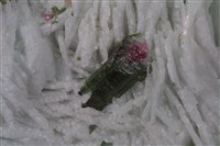鈉長石藏品圖，第3張