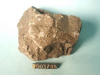 基性安山岩藏品圖，第2張