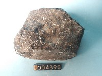 玻璃質玄武岩藏品圖，第2張