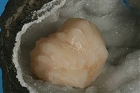 輝沸石藏品圖，第3張