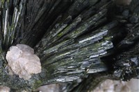 綠簾石藏品圖，第7張