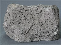角閃石-紫蘇輝石安山岩藏品圖，第3張