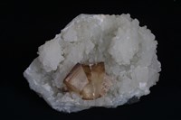 Calcite/Chalcedony Collection Image, Figure 2, Total 4 Figures