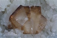 Calcite/Chalcedony Collection Image, Figure 3, Total 4 Figures