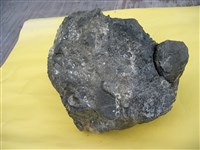 玻璃質玄武岩藏品圖，第2張