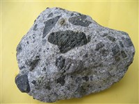 凝灰質集塊岩藏品圖，第2張
