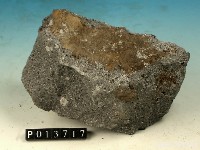 角閃石安山岩藏品圖，第2張