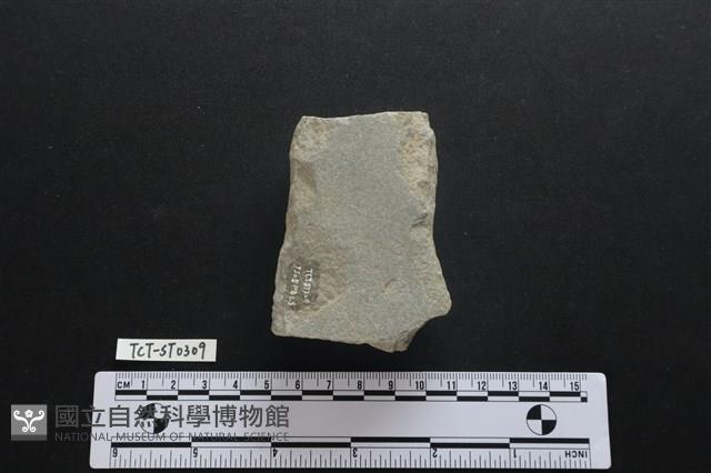 磨製斧鋤形器藏品圖，第1張
