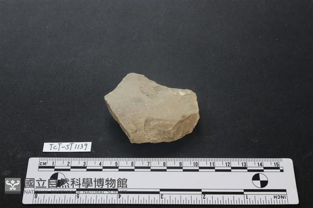 磨製斧鋤形器藏品圖，第1張
