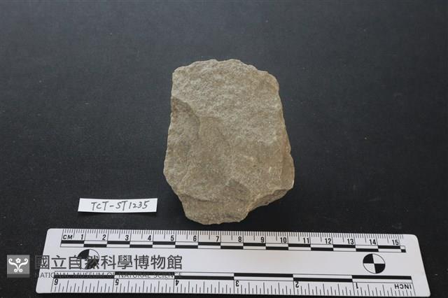 斧鋤形器藏品圖，第2張