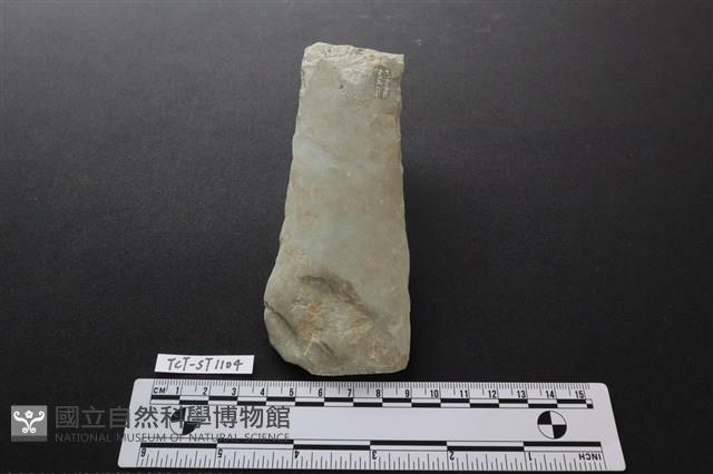 磨製斧鋤形器藏品圖，第2張