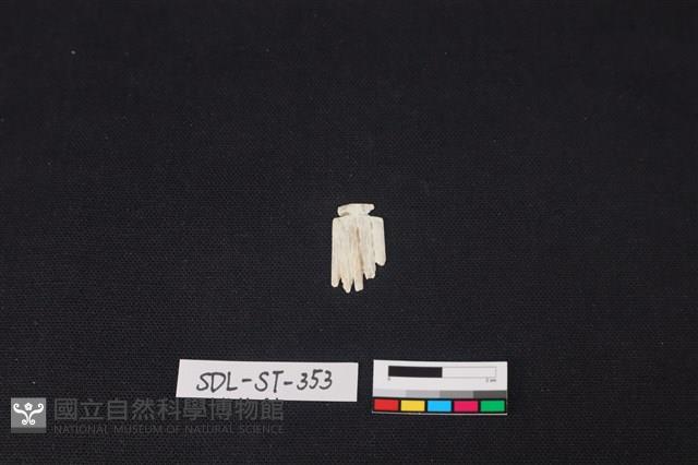 玉飾藏品圖，第2張