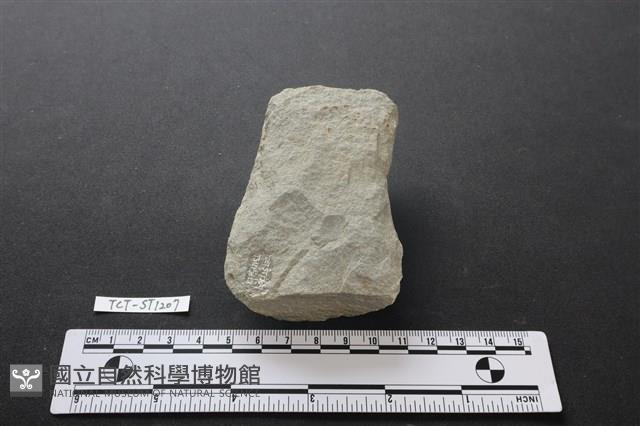 斧鋤形器藏品圖，第2張