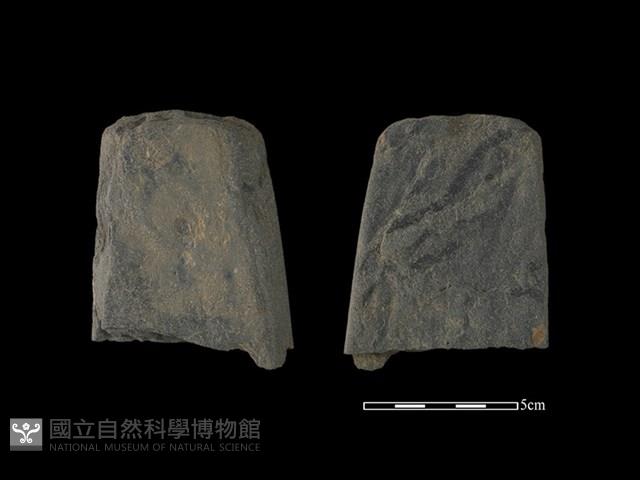 磨製斧鋤形器藏品圖，第1張