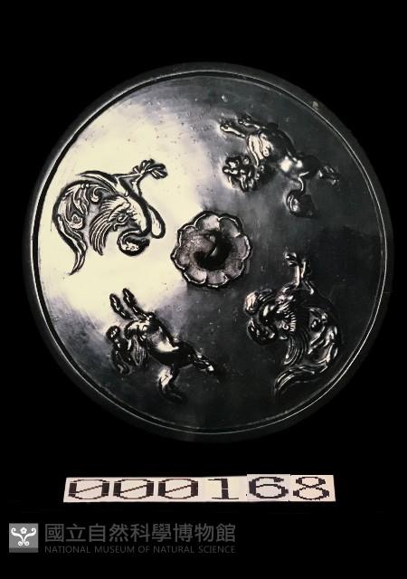 雙鳳狻猊鏡藏品圖，第1張