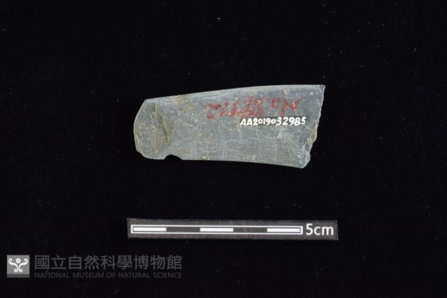 石鐮藏品圖，第2張