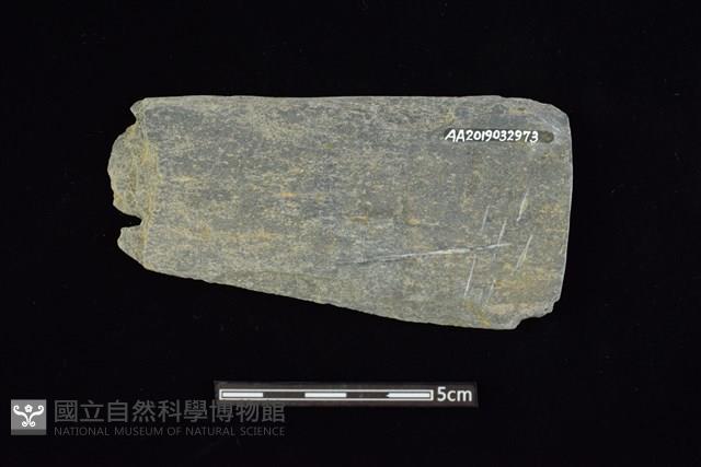 石鐮藏品圖，第2張