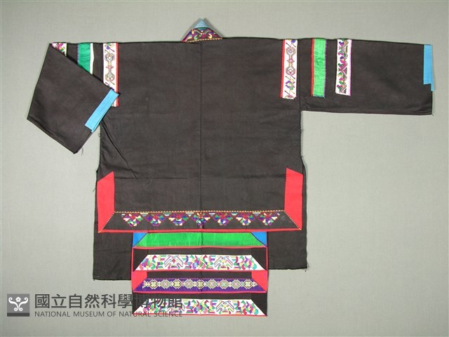 上衣藏品圖，第2張