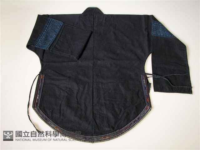 上衣藏品圖，第2張