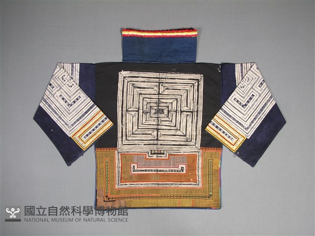 上衣藏品圖，第2張