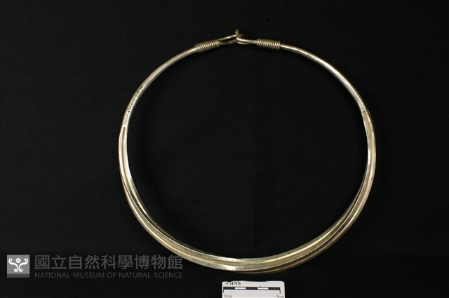 白銅裝(項圈)藏品圖，第1張