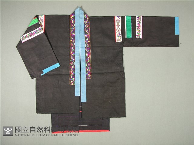 上衣藏品圖，第1張