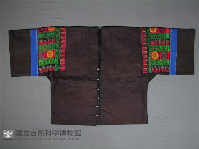 上衣藏品圖，第1張
