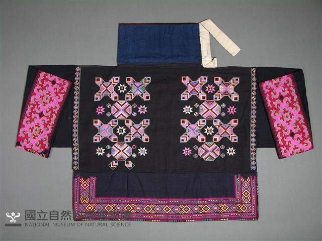 冠首衣藏品圖，第1張