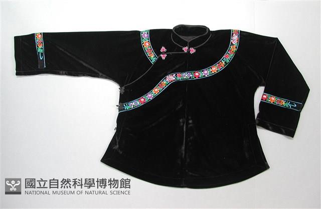 女子三等盛裝(衣)藏品圖，第1張