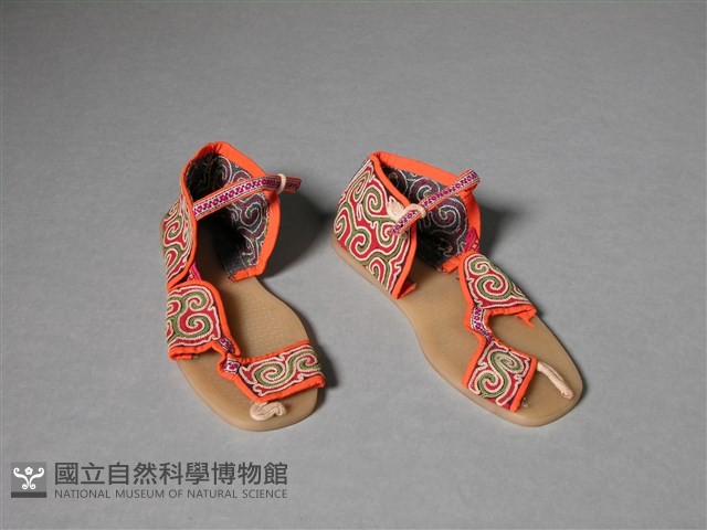 鞋子藏品圖，第1張