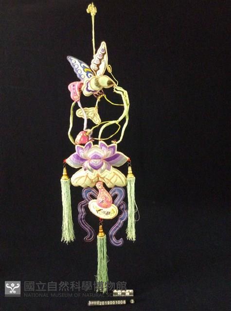 彩綴藏品圖，第1張