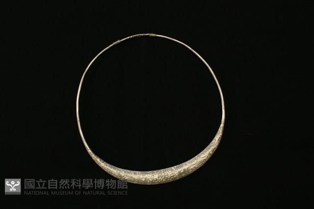 扁平項圈藏品圖，第1張