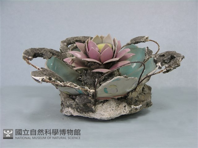 剪黏(荷花)藏品圖，第1張
