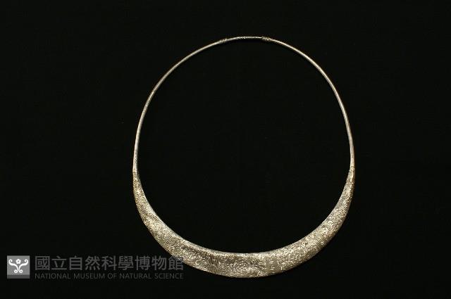 扁平項圈藏品圖，第1張