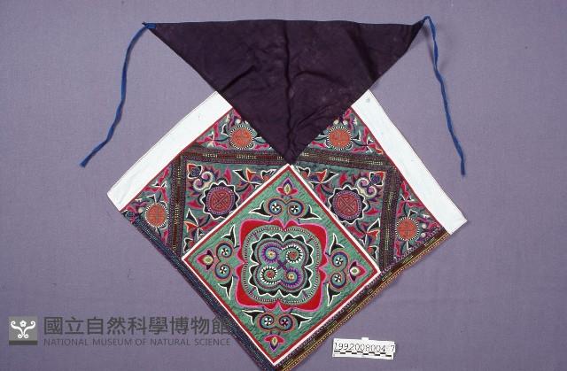 胸圍藏品圖，第1張