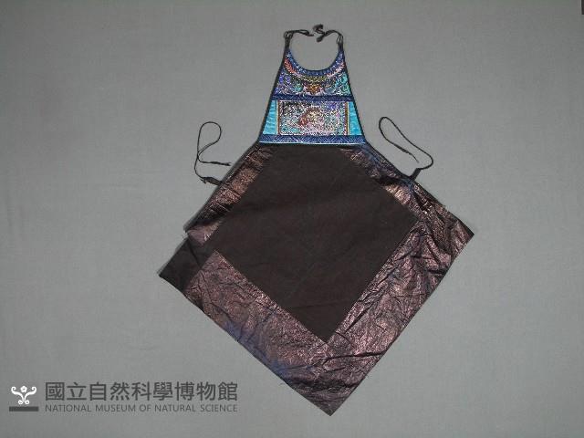 胸兜藏品圖，第1張