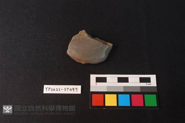 磨製石斧殘件藏品圖，第2張