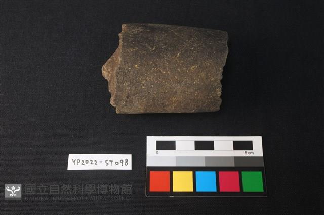 磨製石斧殘件藏品圖，第2張