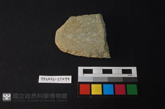 磨製石斧殘件藏品圖，第1張