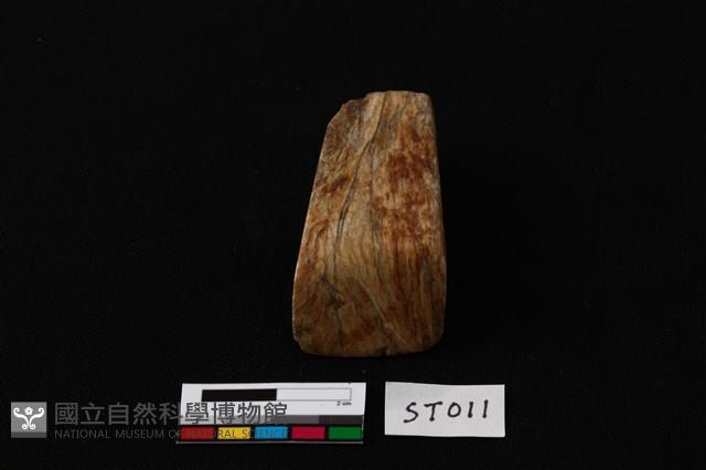 玉錛藏品圖，第1張