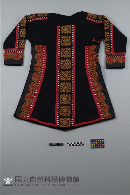 女子長衣藏品圖，第2張