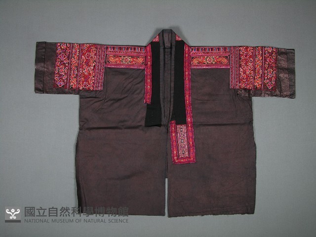 上衣藏品圖，第1張
