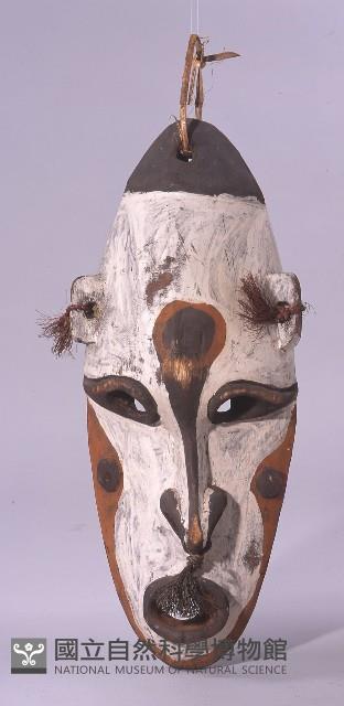 獨木舟船首前盾面具藏品圖，第1張
