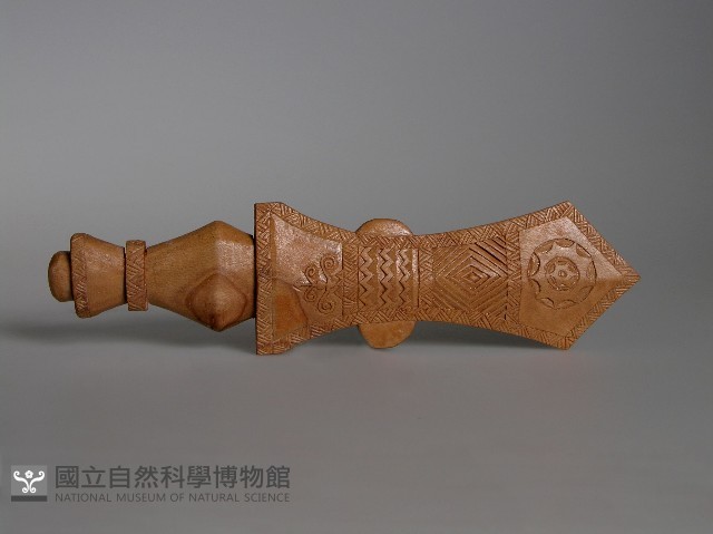 木雕佩刀藏品圖，第1張
