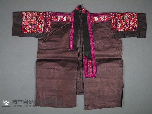 上衣藏品圖，第1張