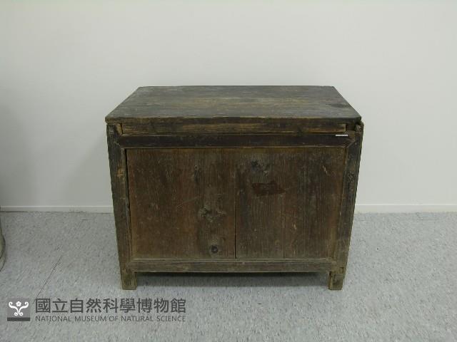 桌藏品圖，第1張