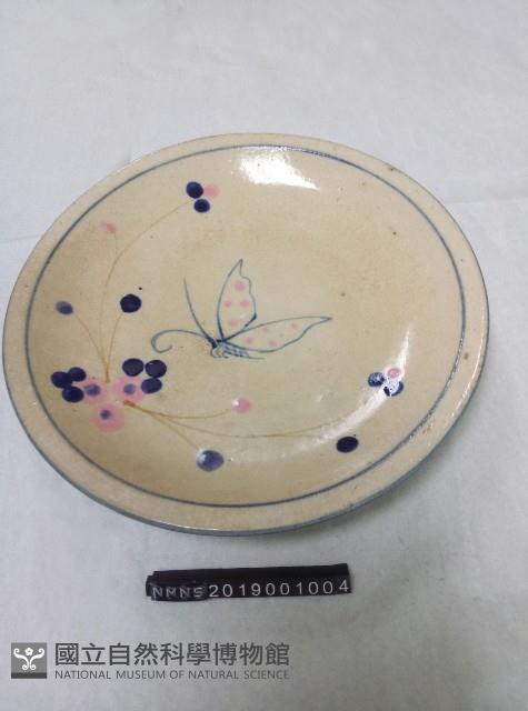 手繪蝴蝶花卉紋盤藏品圖，第1張