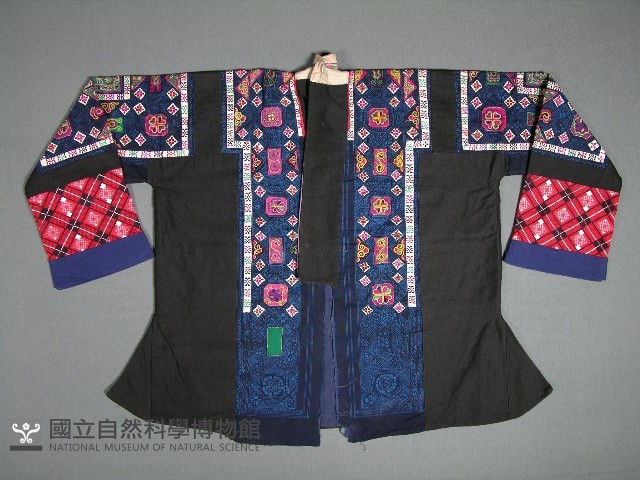 上衣藏品圖，第1張